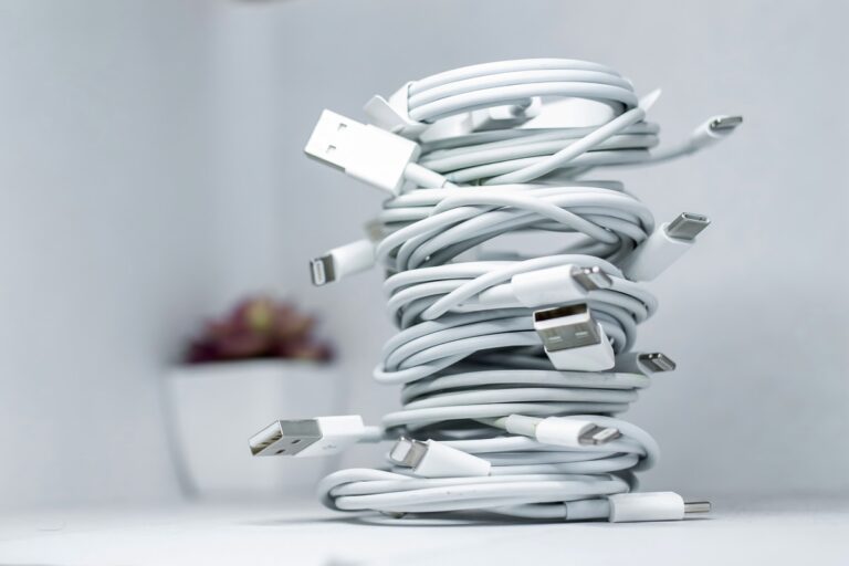 cables-topaz